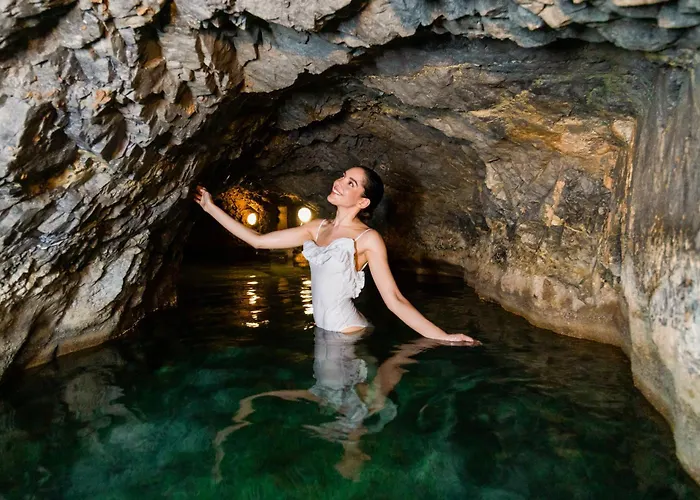 Qc Bagni Vecchi Готель 4*