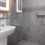 Qc Bagni Vecchi בורמיו